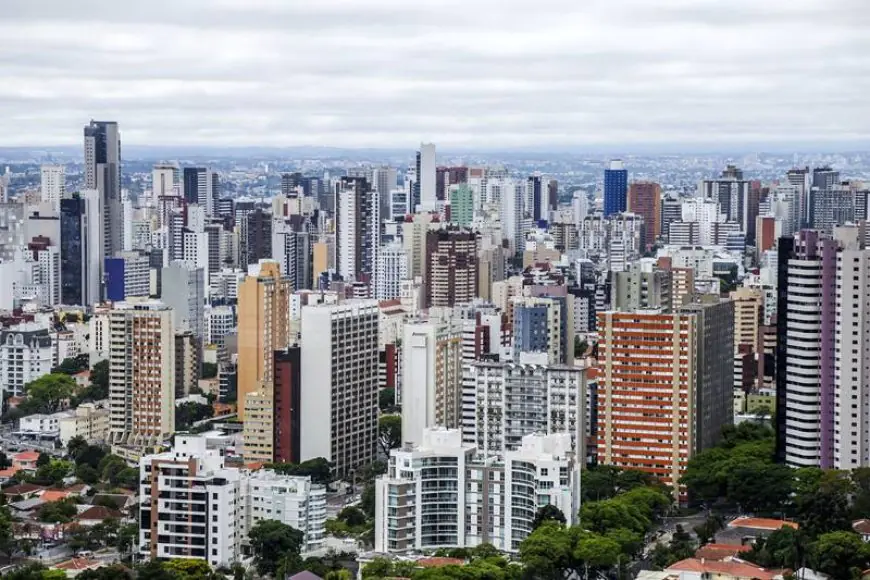 Curitiba (PR) – Sustentabilidade e Valorização Imobiliária