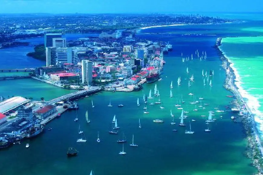 Recife PE: Modernidade e Tradição no Nordeste